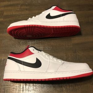 Jordan 1 low top SE
